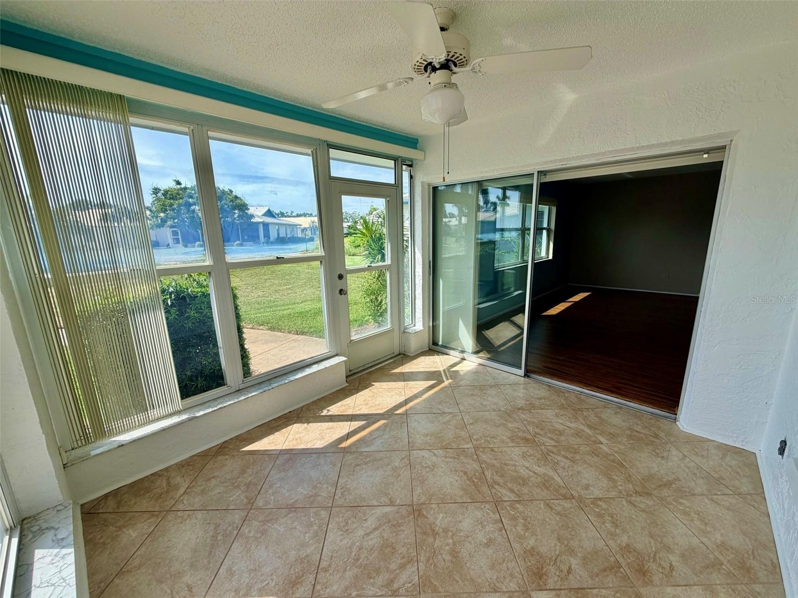 VILLAGE GREEN OF BRADENTON SEC 8 - Residential