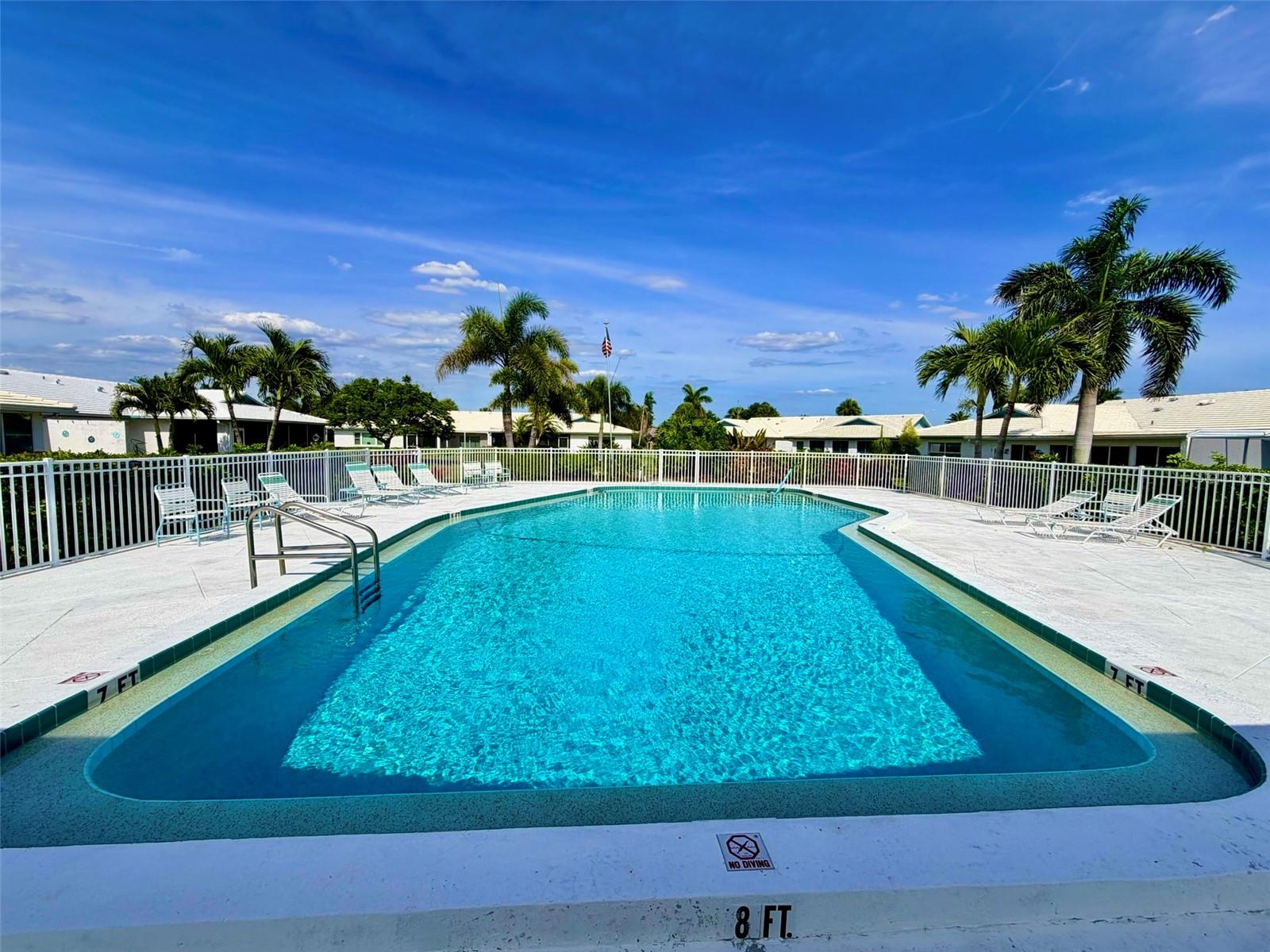 VILLAGE GREEN OF BRADENTON SEC 8 - Residential