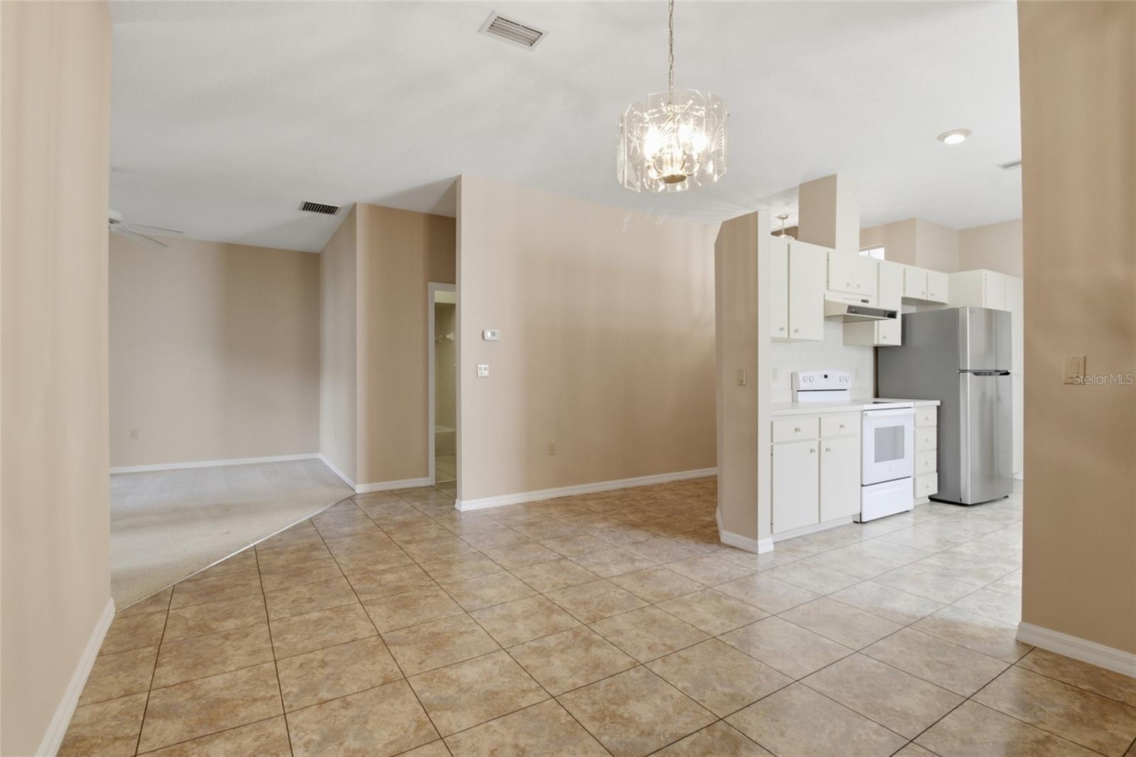 ROYAL OAKS 2ND ADD - Residential