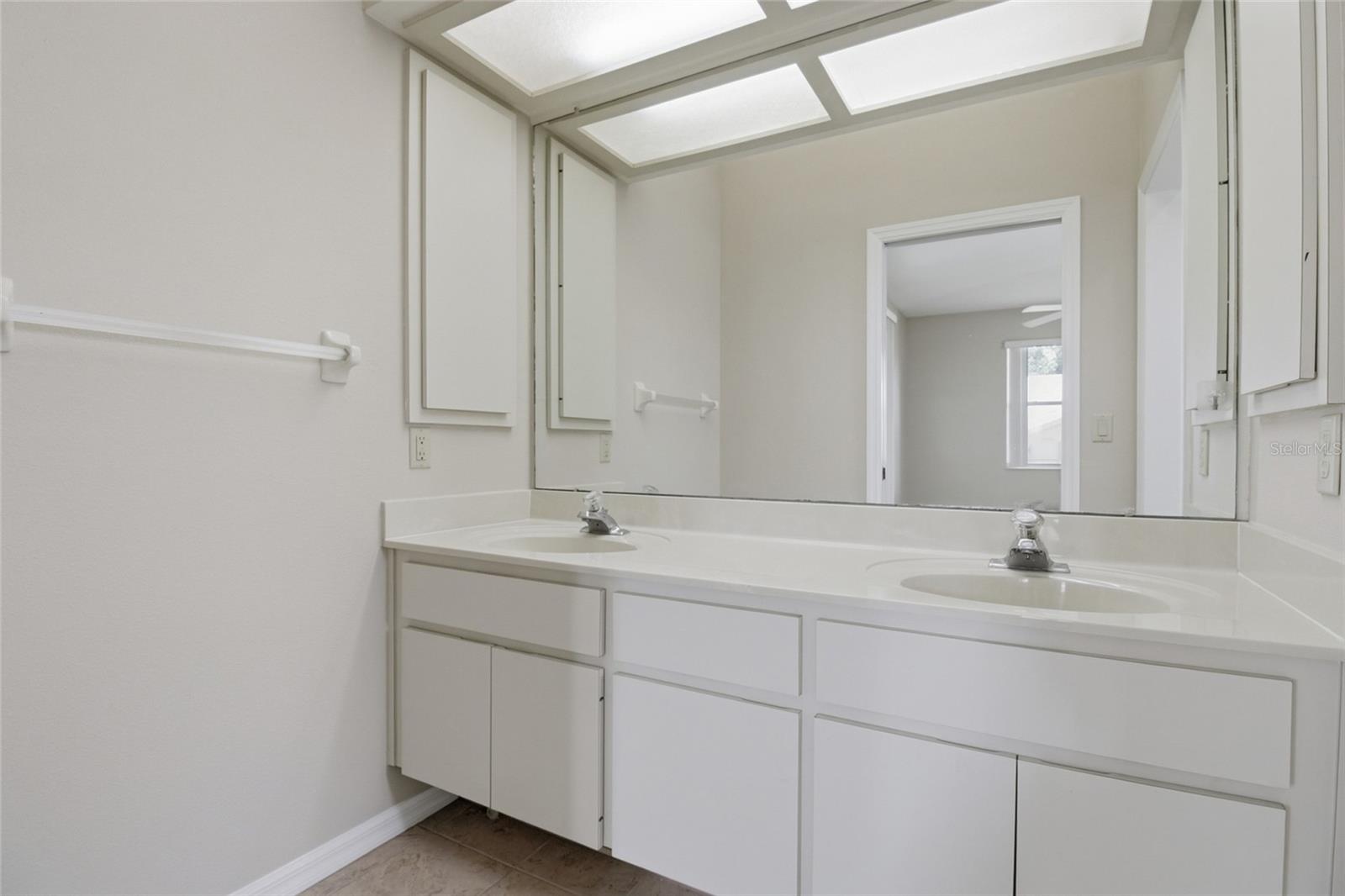 ROYAL OAKS 2ND ADD - Residential