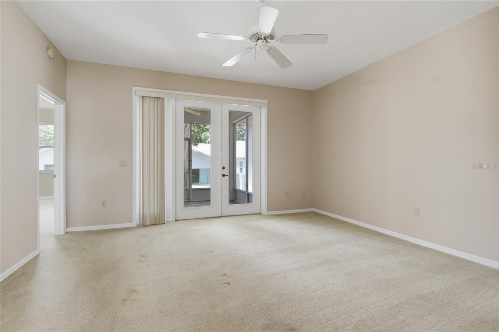 ROYAL OAKS 2ND ADD - Residential