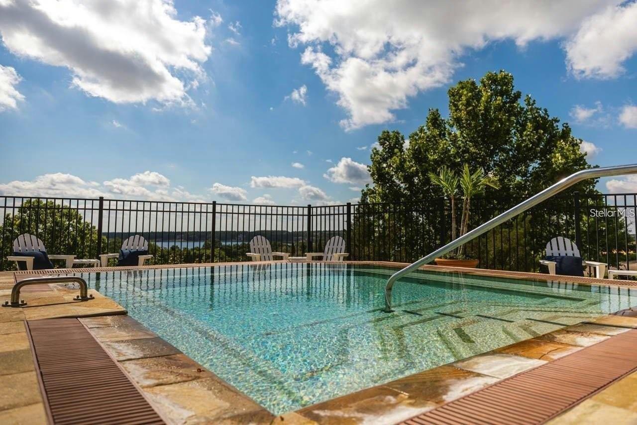 BELLA COLLINA WEST SUB - Residential