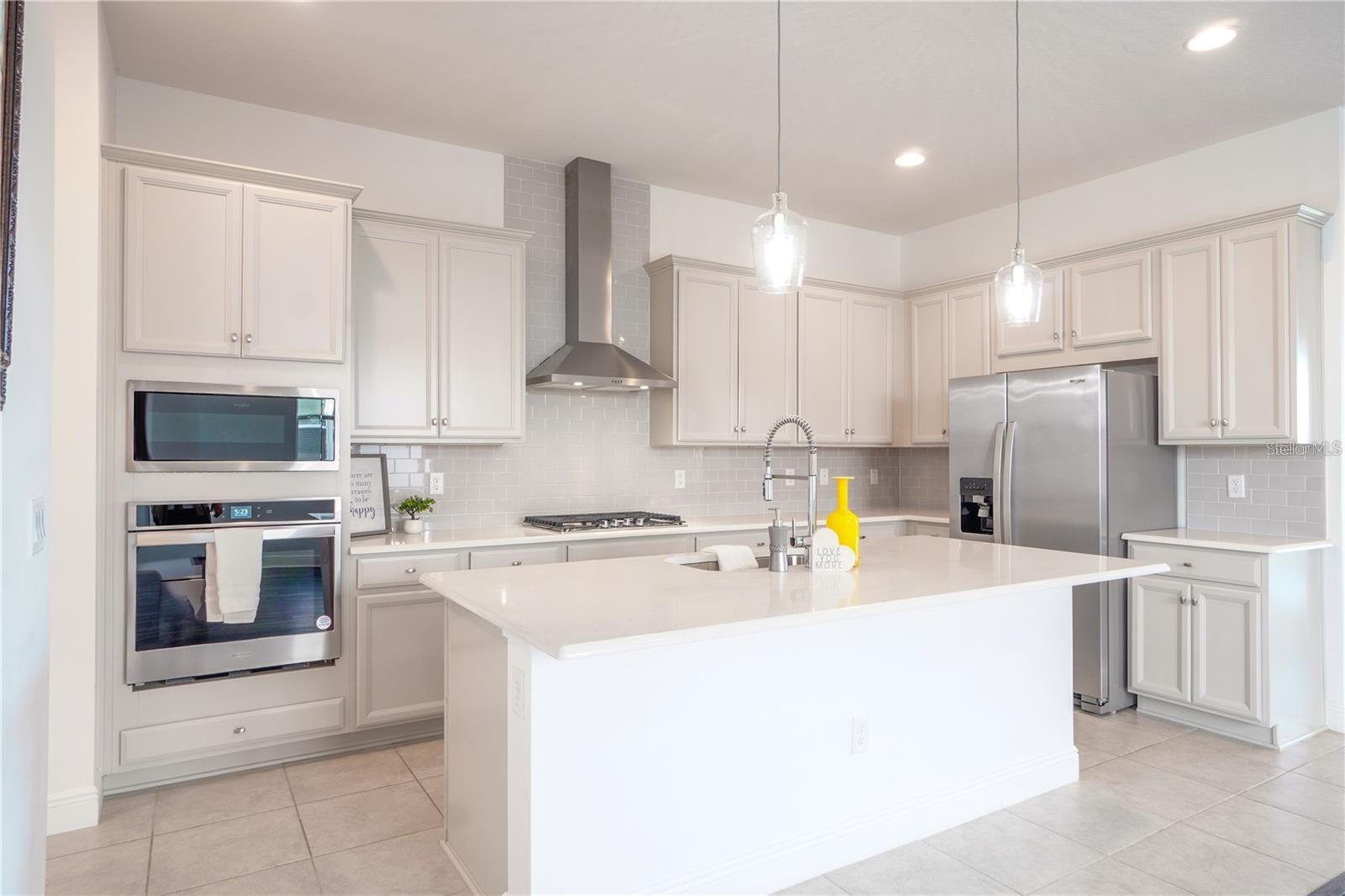 BELLA COLLINA WEST SUB - Residential