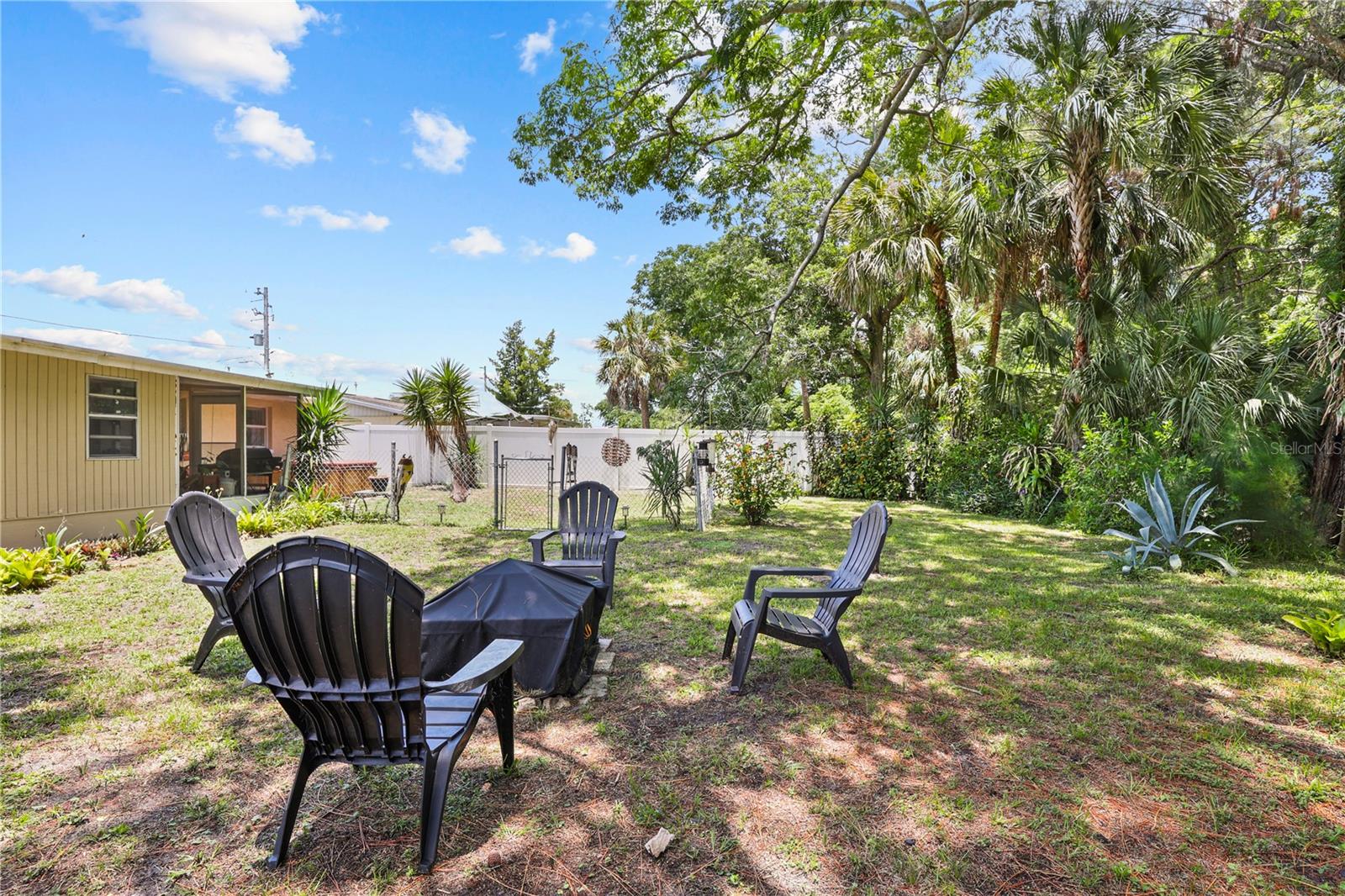HOLIDAY HILL SUB - Residential
