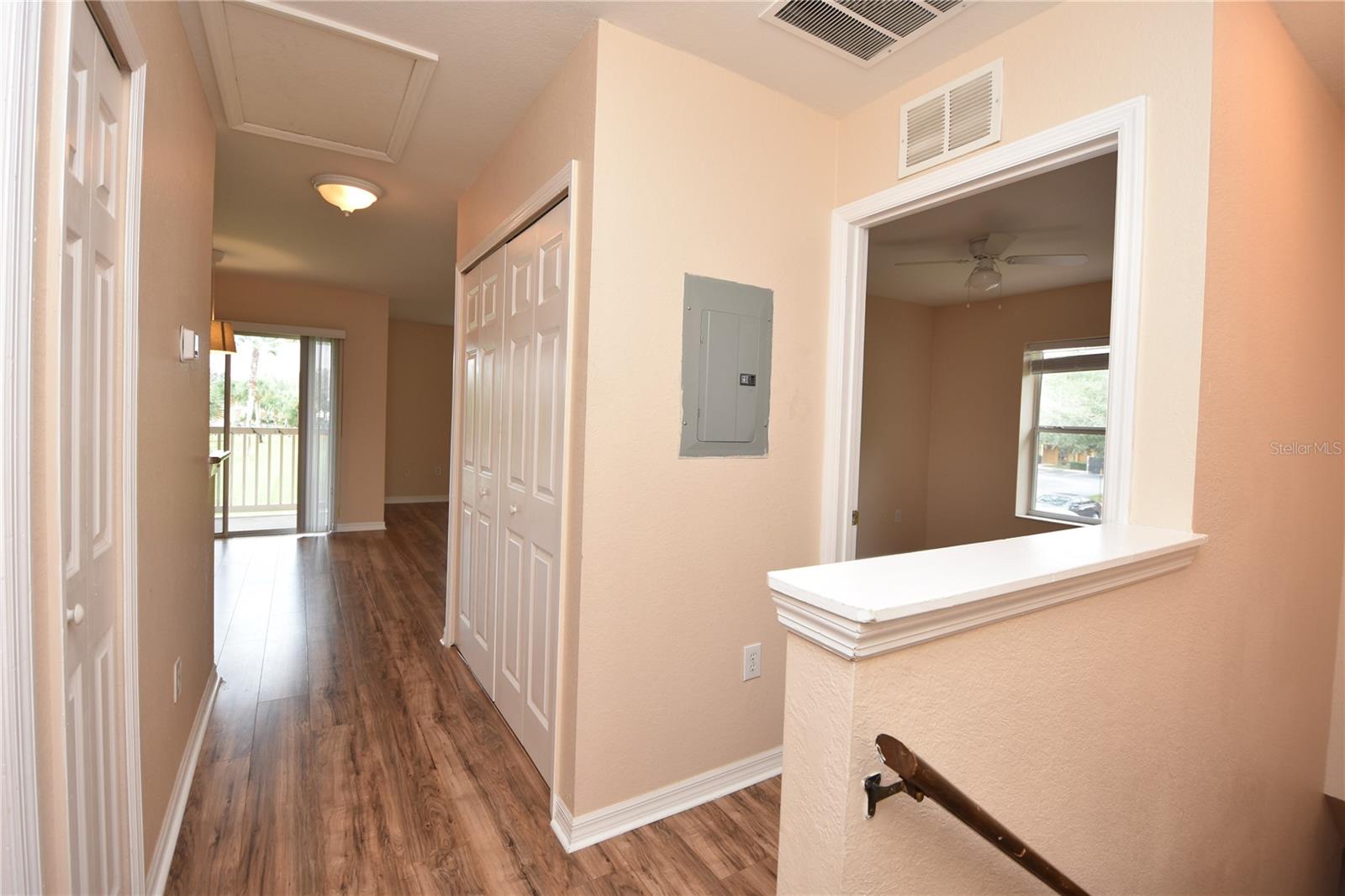 PALM POINTE - Residential