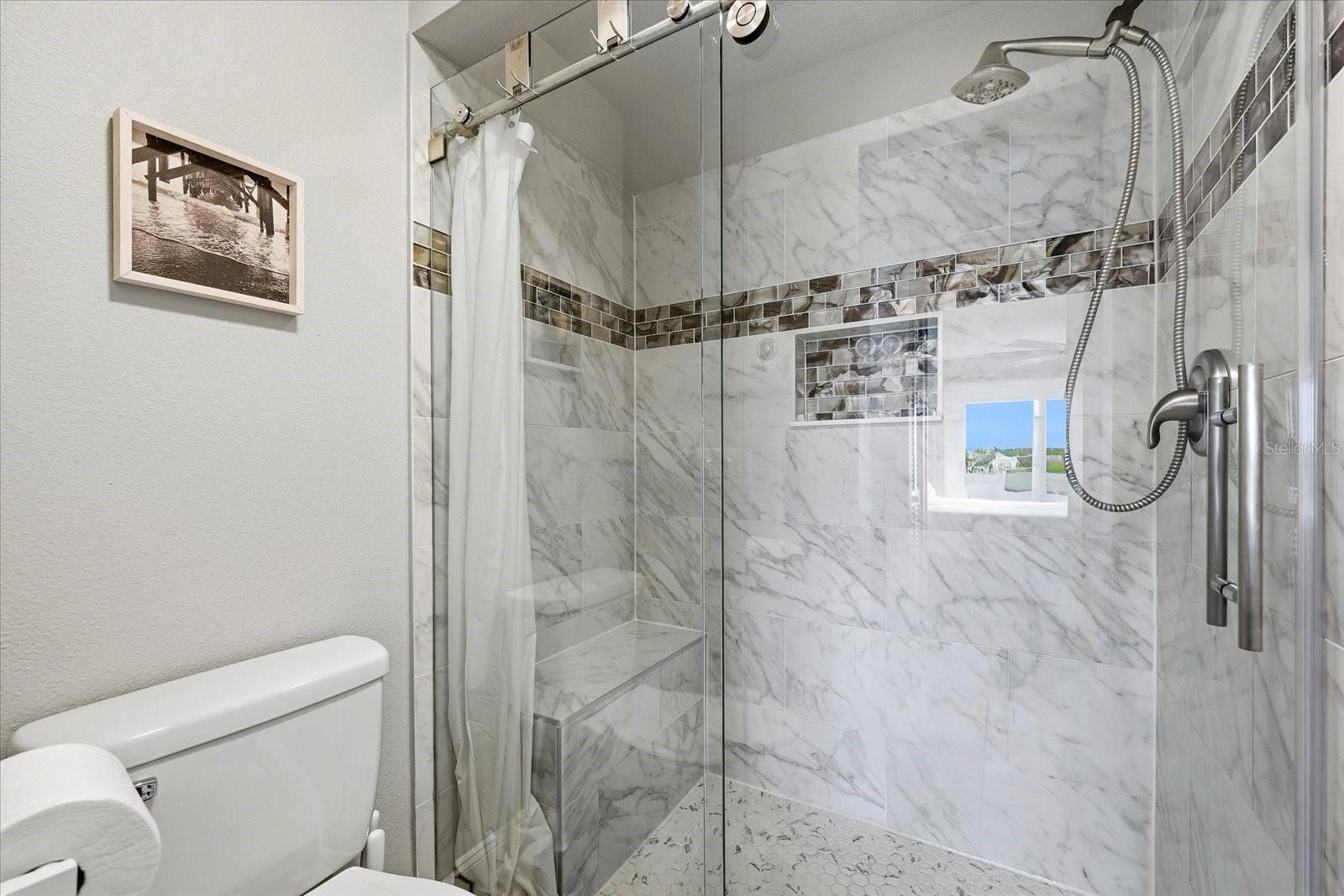 610 ISLAND WAY CONDO - Residential