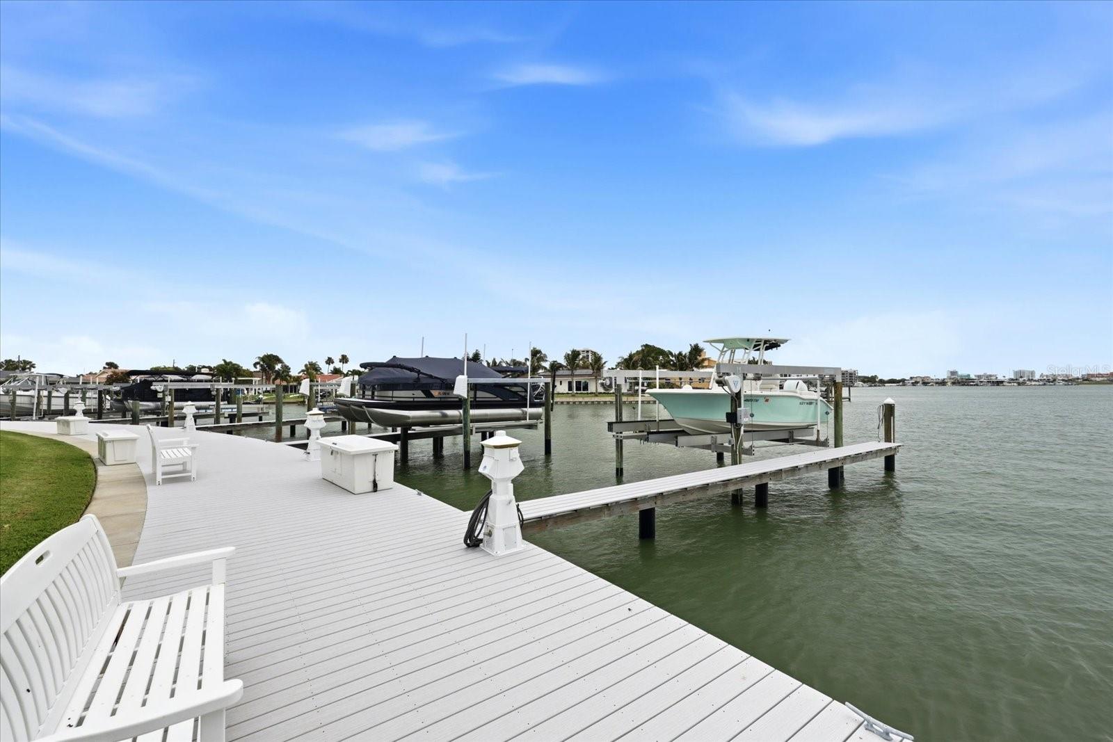 610 ISLAND WAY CONDO - Residential