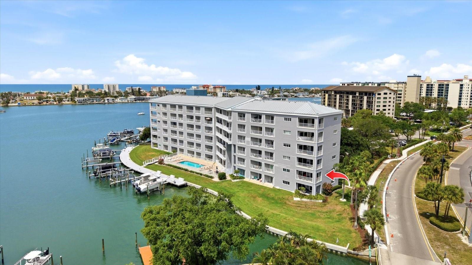 610 ISLAND WAY CONDO - Residential