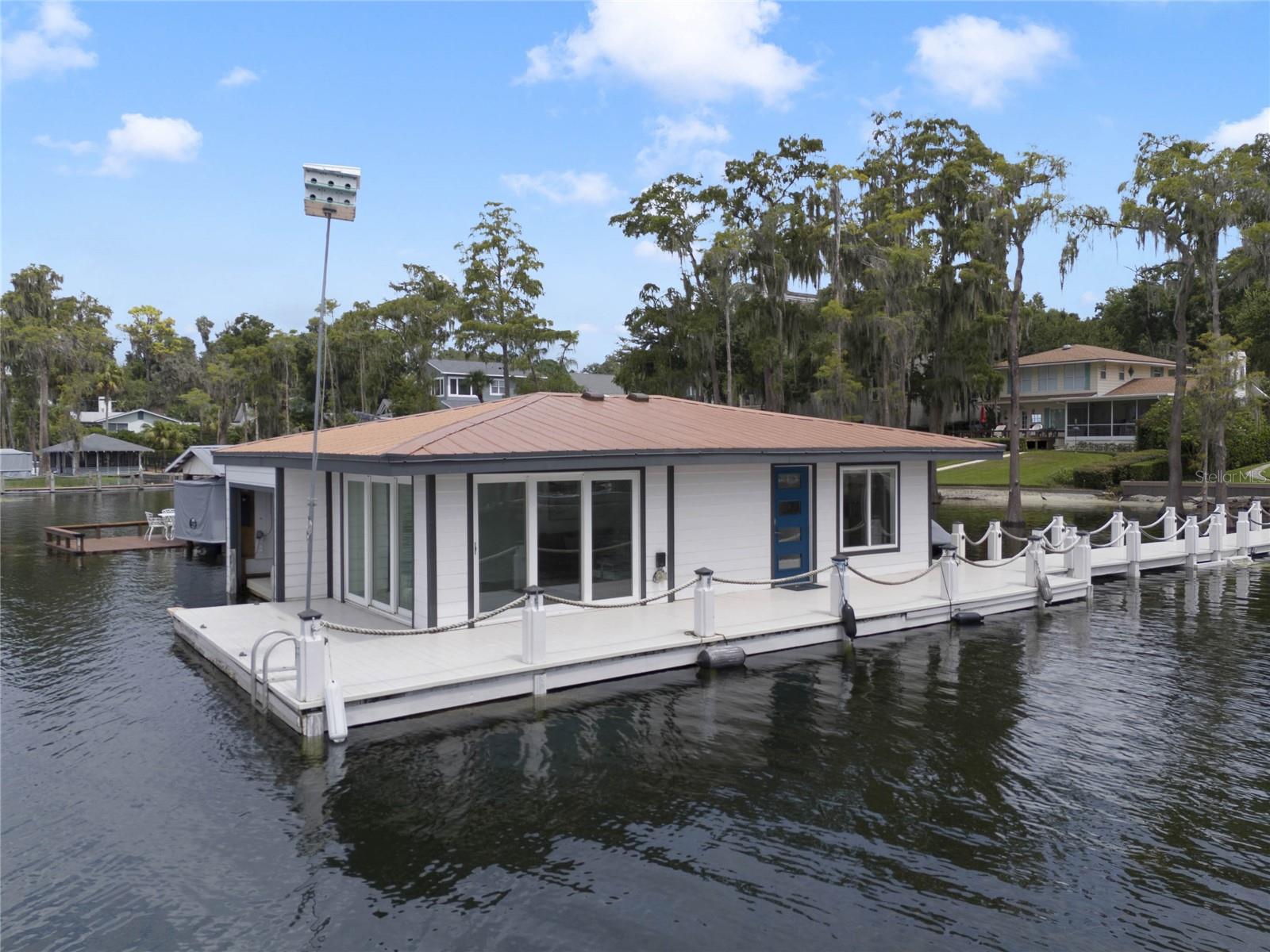 WINDERMERE TOWN - Residential