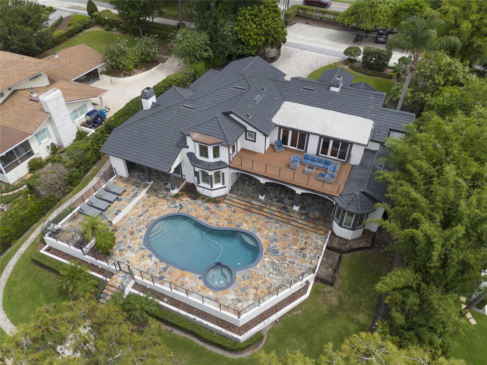 WINDERMERE TOWN - Residential