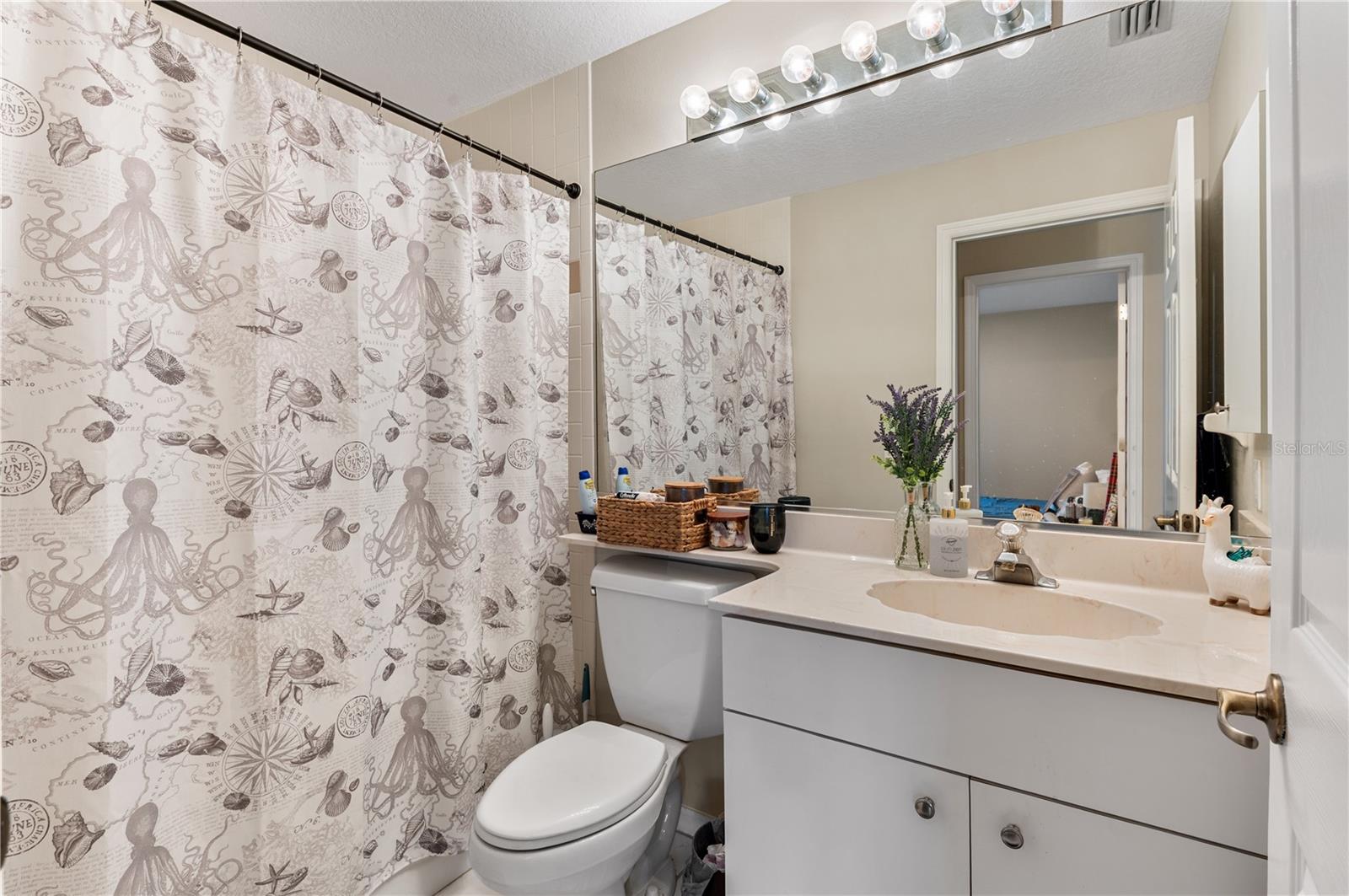 CREEKWOOD PH ONE SUBPHASE I UNIT B2B3 - Residential