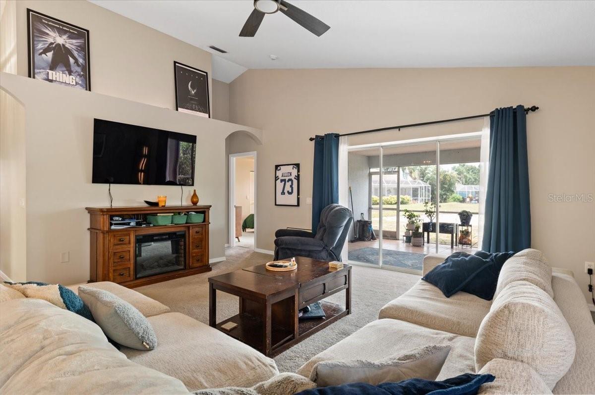 CREEKWOOD PH ONE SUBPHASE I UNIT B2B3 - Residential