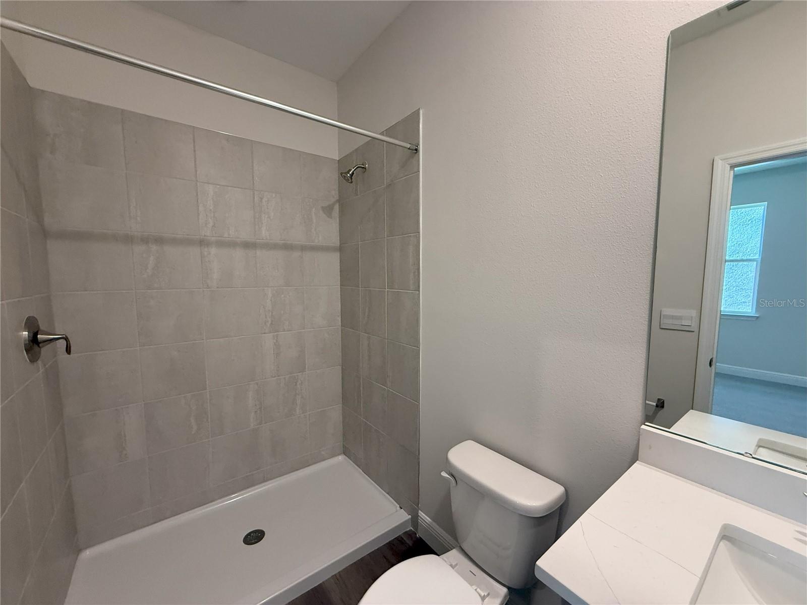 WOODCREEK - Residential Lease