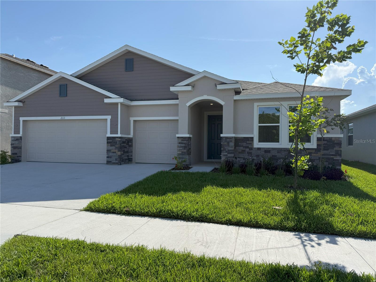 WOODCREEK - Residential Lease