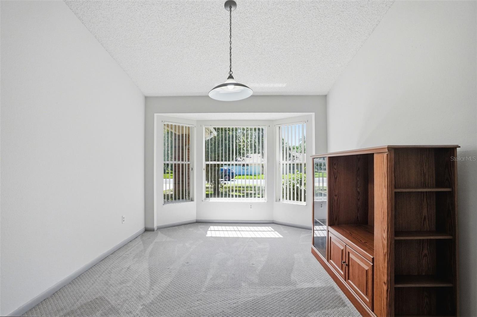 AUTUMN OAKS - Residential