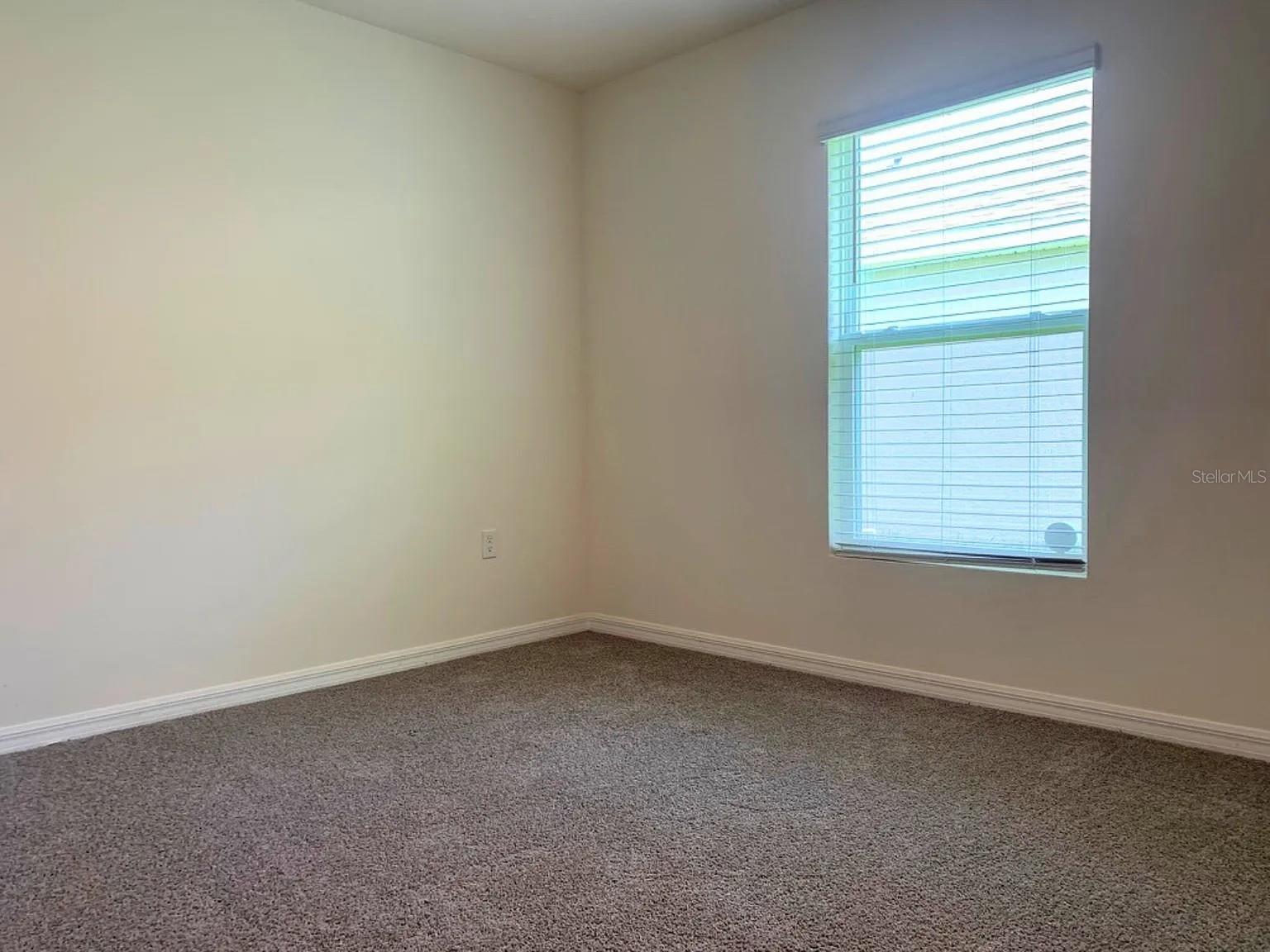 TWISTED OAKS - Residential Lease