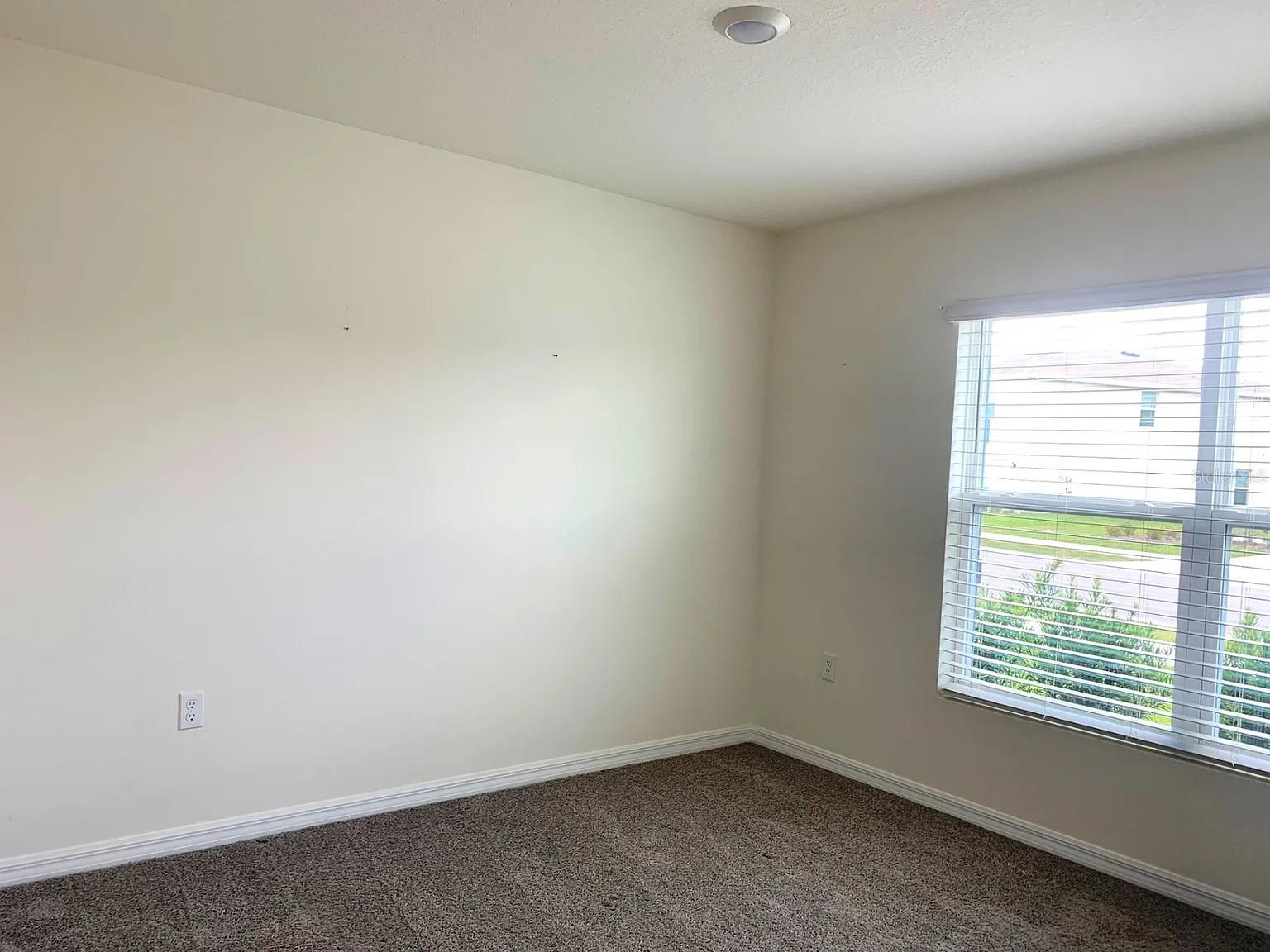TWISTED OAKS - Residential Lease