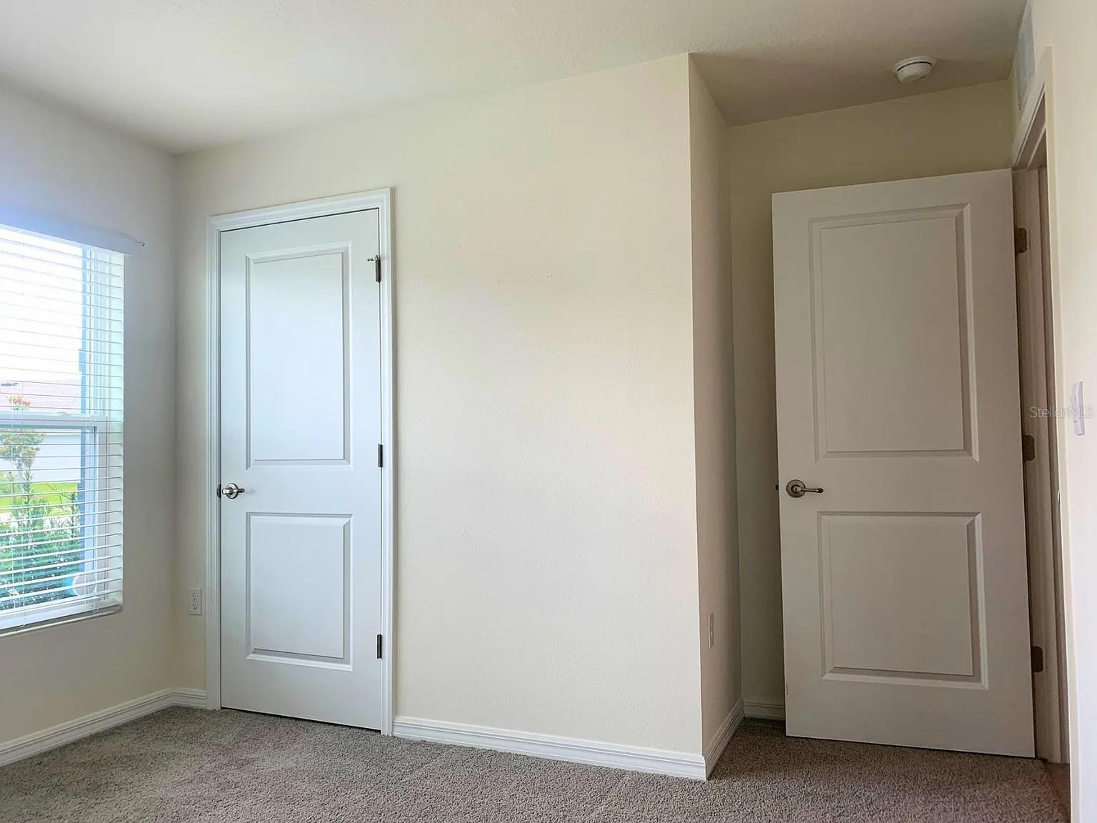 TWISTED OAKS - Residential Lease
