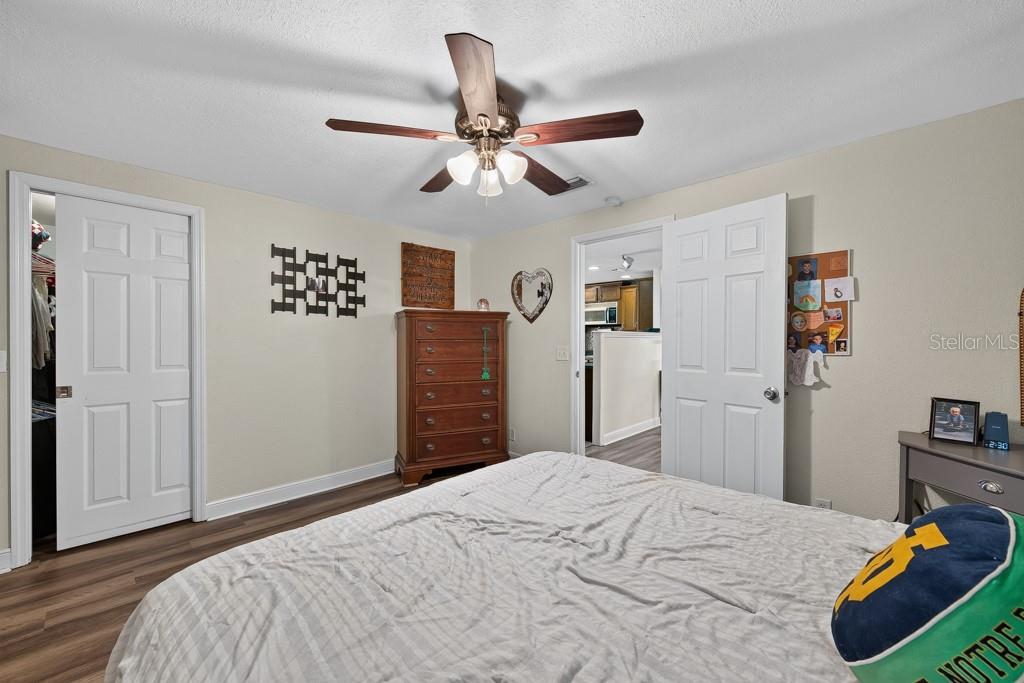 FAIRLAWN PARK MANOR - Residential