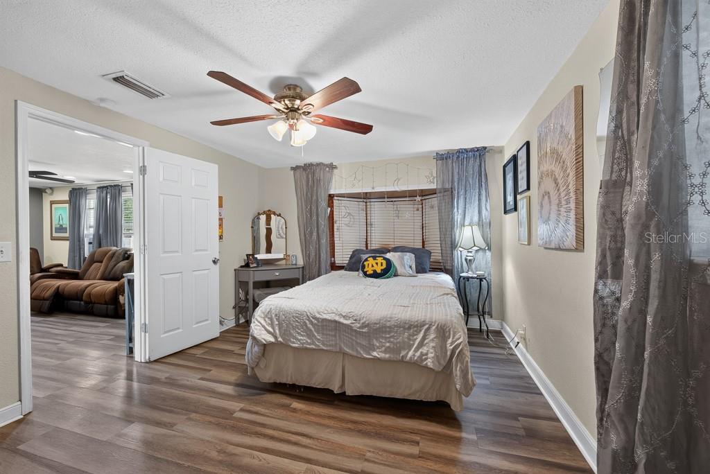FAIRLAWN PARK MANOR - Residential