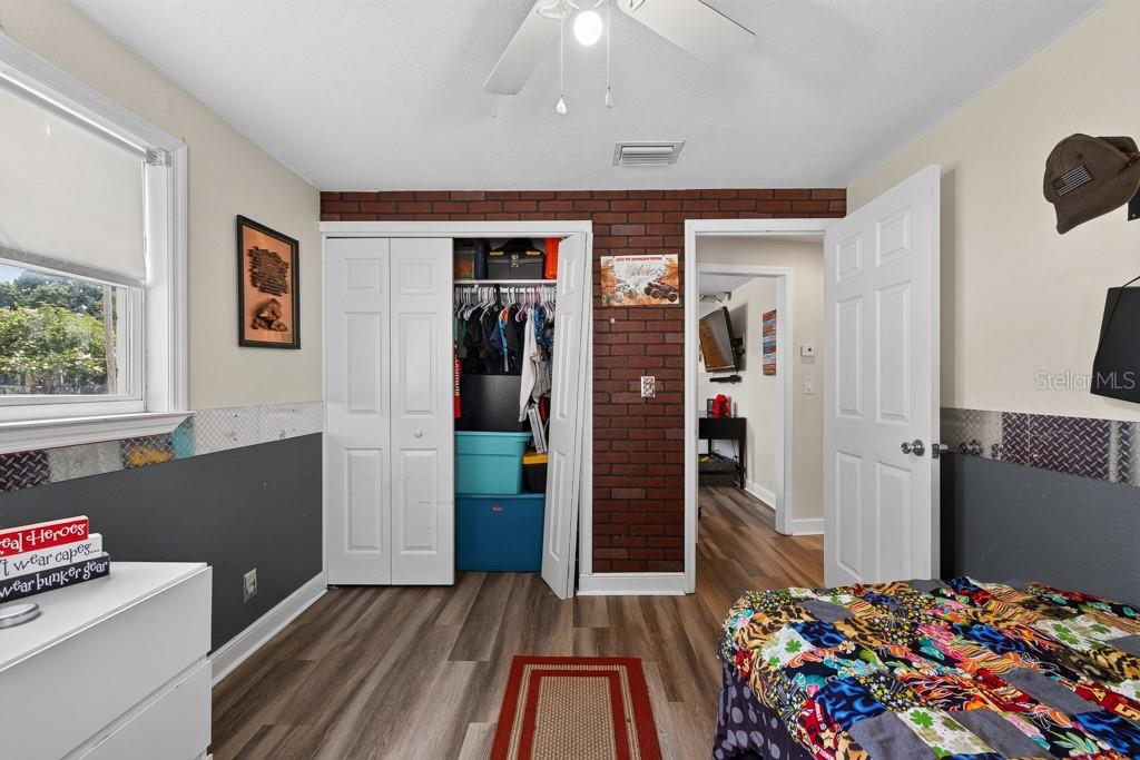 FAIRLAWN PARK MANOR - Residential