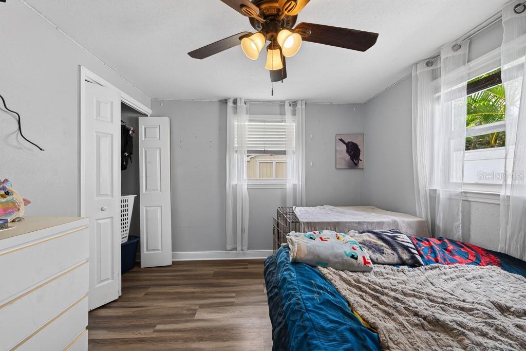 FAIRLAWN PARK MANOR - Residential