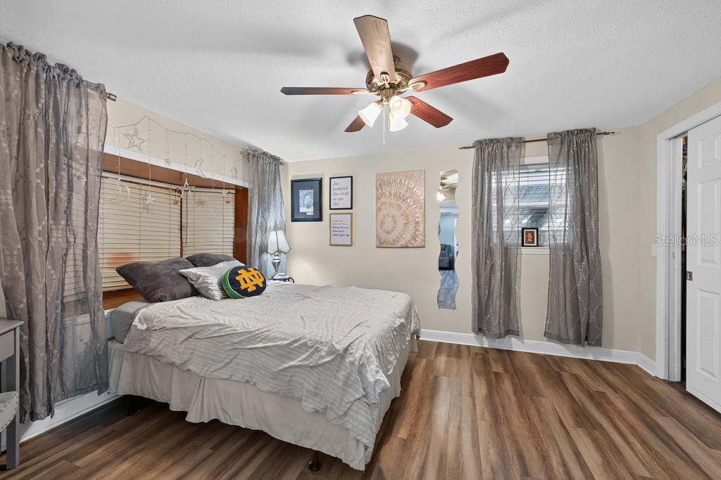 FAIRLAWN PARK MANOR - Residential