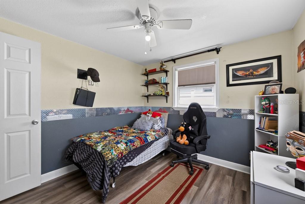 FAIRLAWN PARK MANOR - Residential