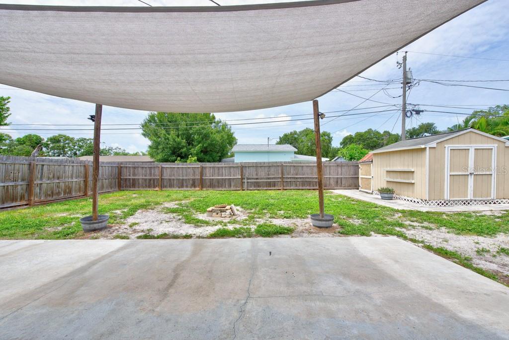 FAIRLAWN PARK MANOR - Residential