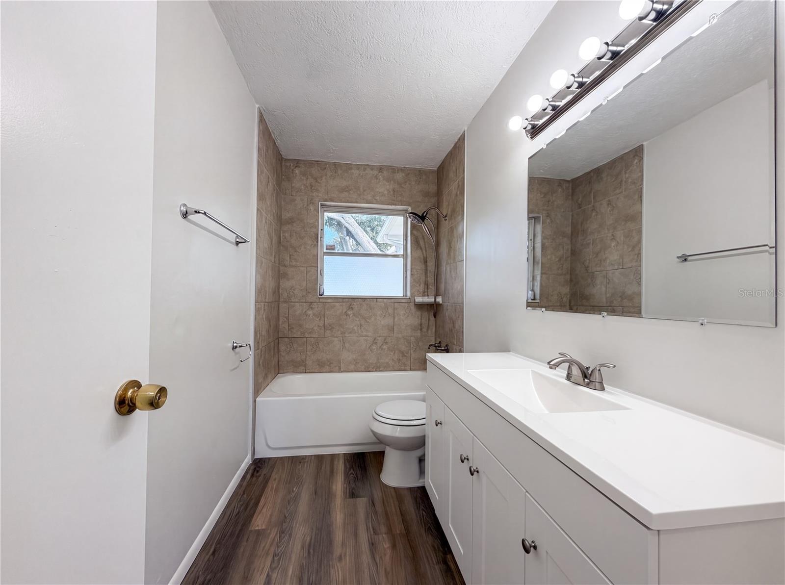 GATES ESTATE OR MANATEE HOTEL LT - Residential