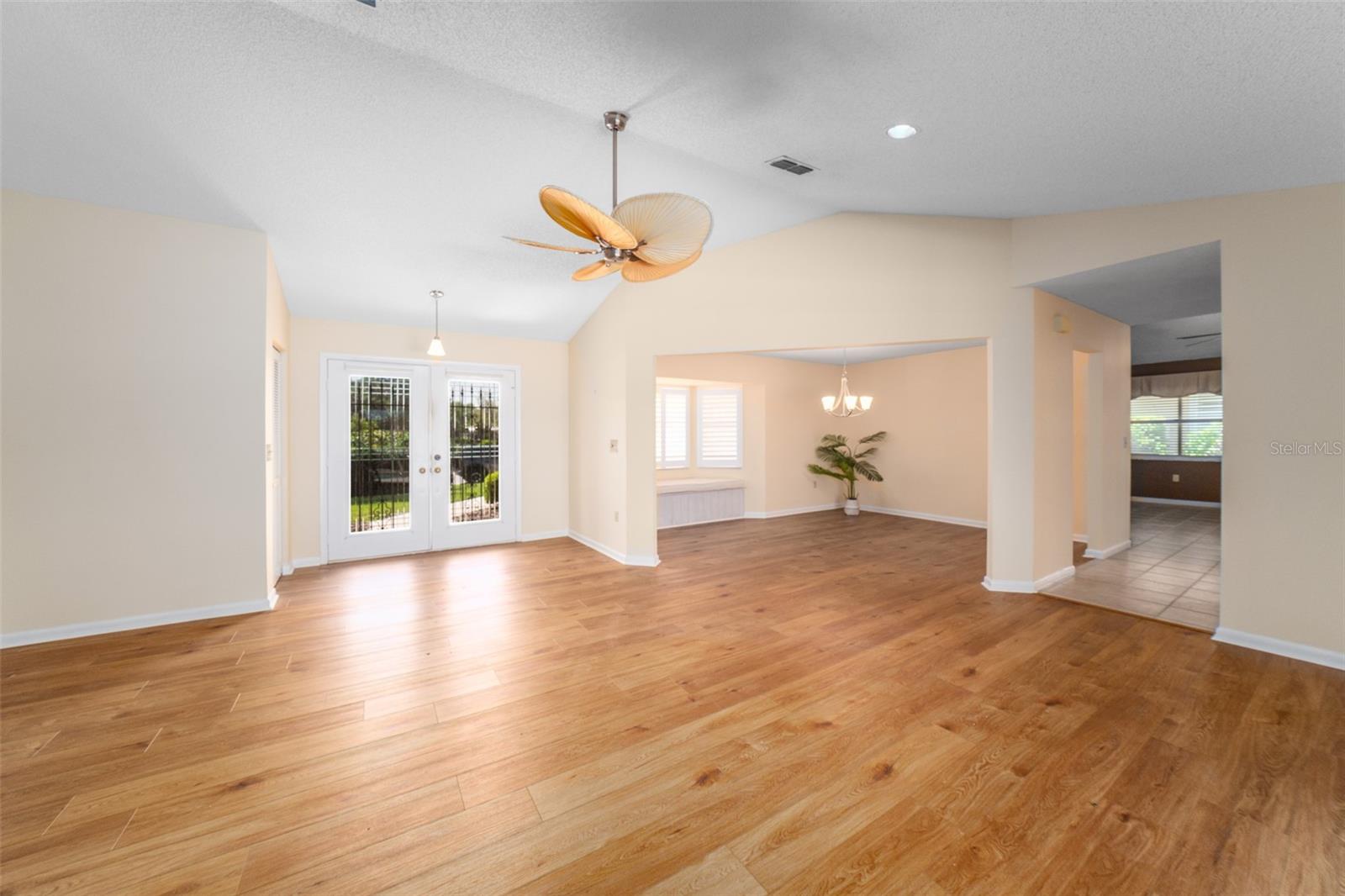 WILLOW SPGS - Residential