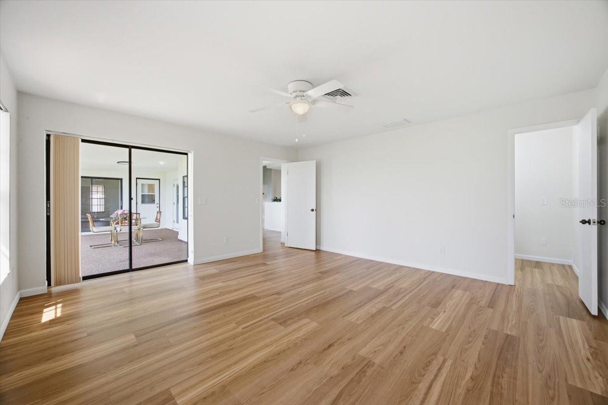 LEISURE SHORES - Residential