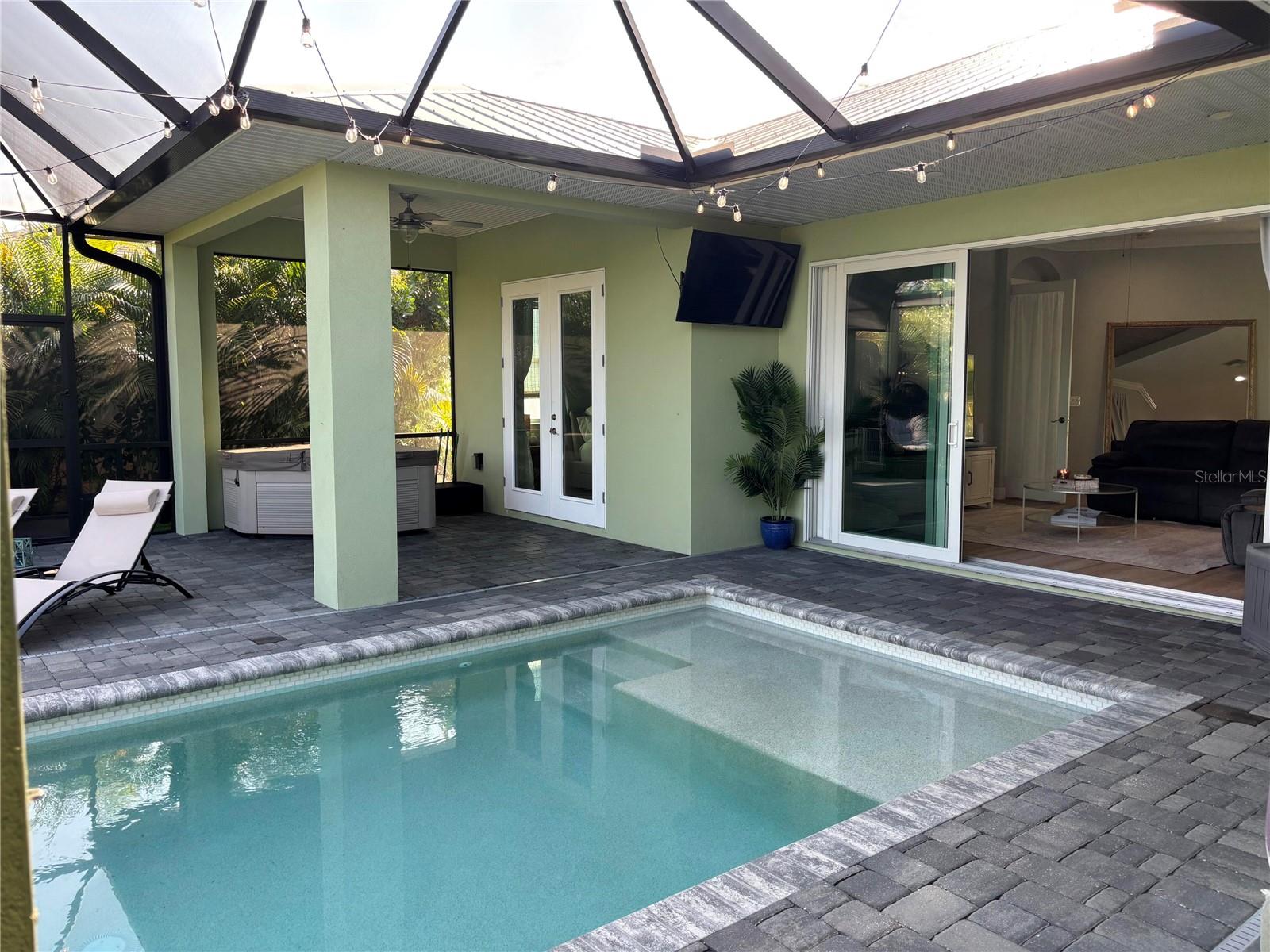 HIDDEN LAGOON PH II - Residential