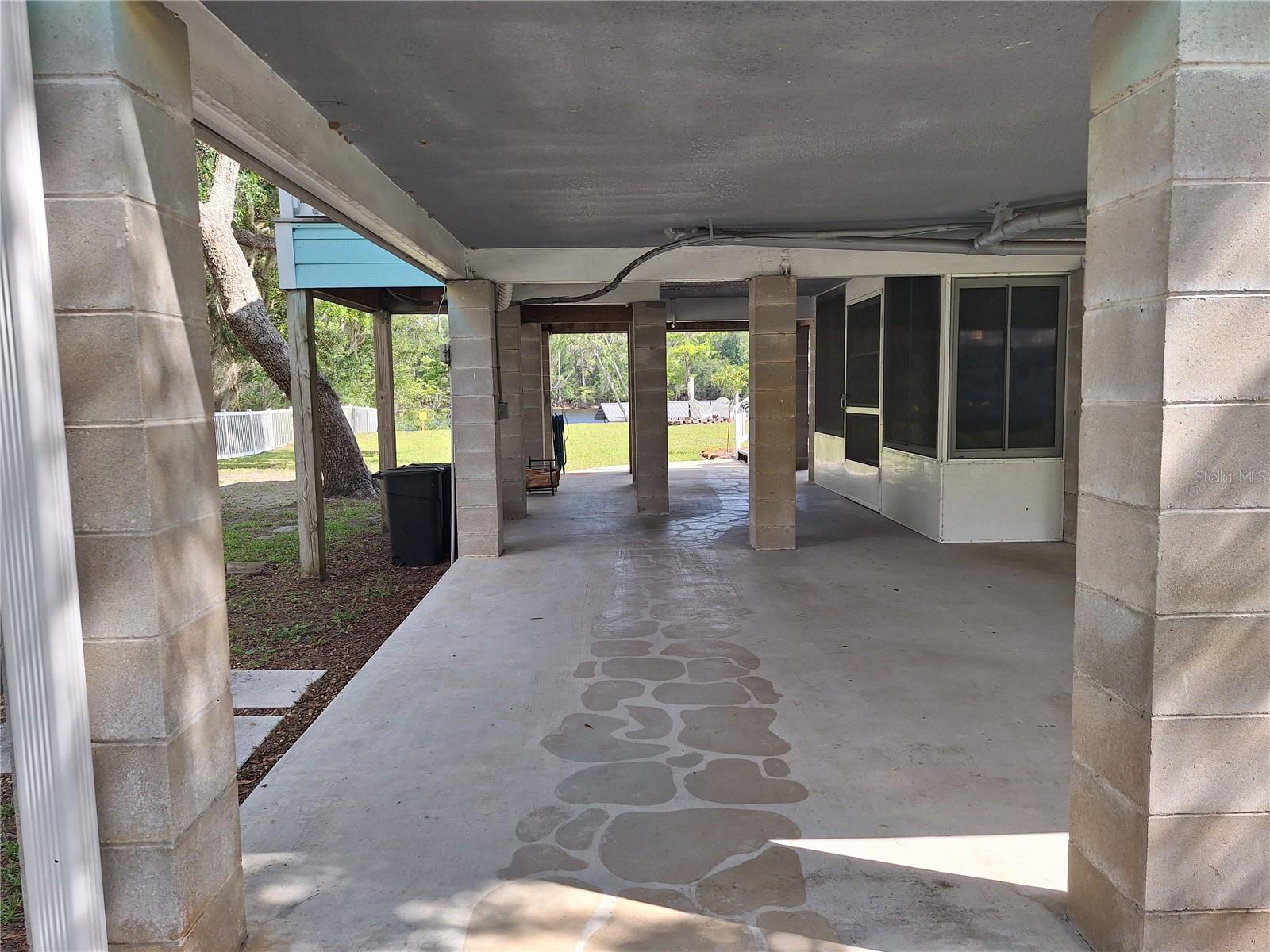 SUWANNEE RIVER SPRINGS - Residential