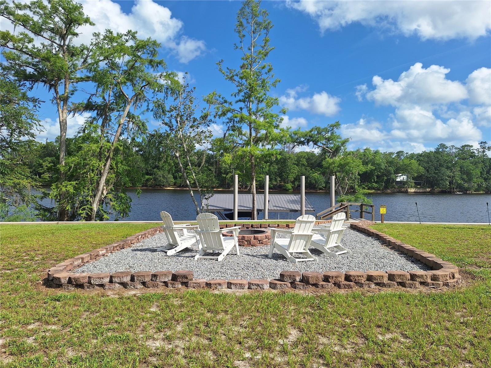 SUWANNEE RIVER SPRINGS - Residential