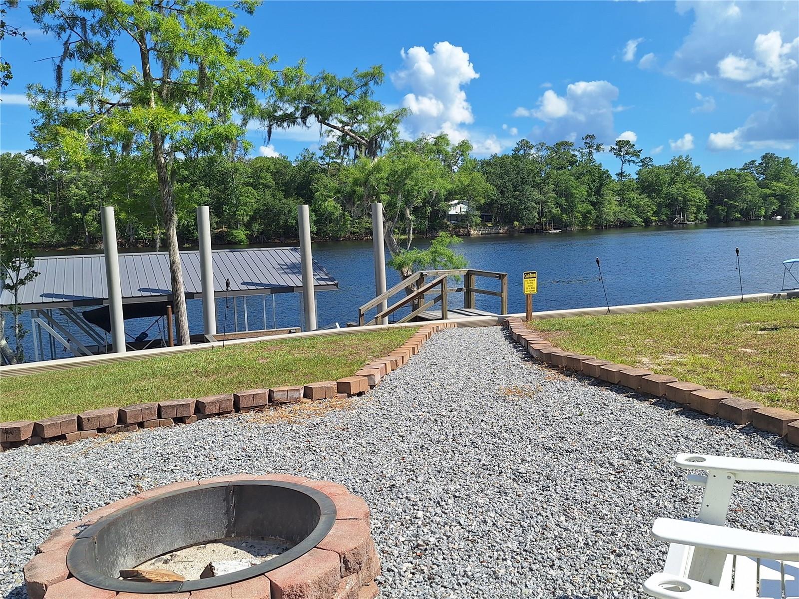 SUWANNEE RIVER SPRINGS - Residential