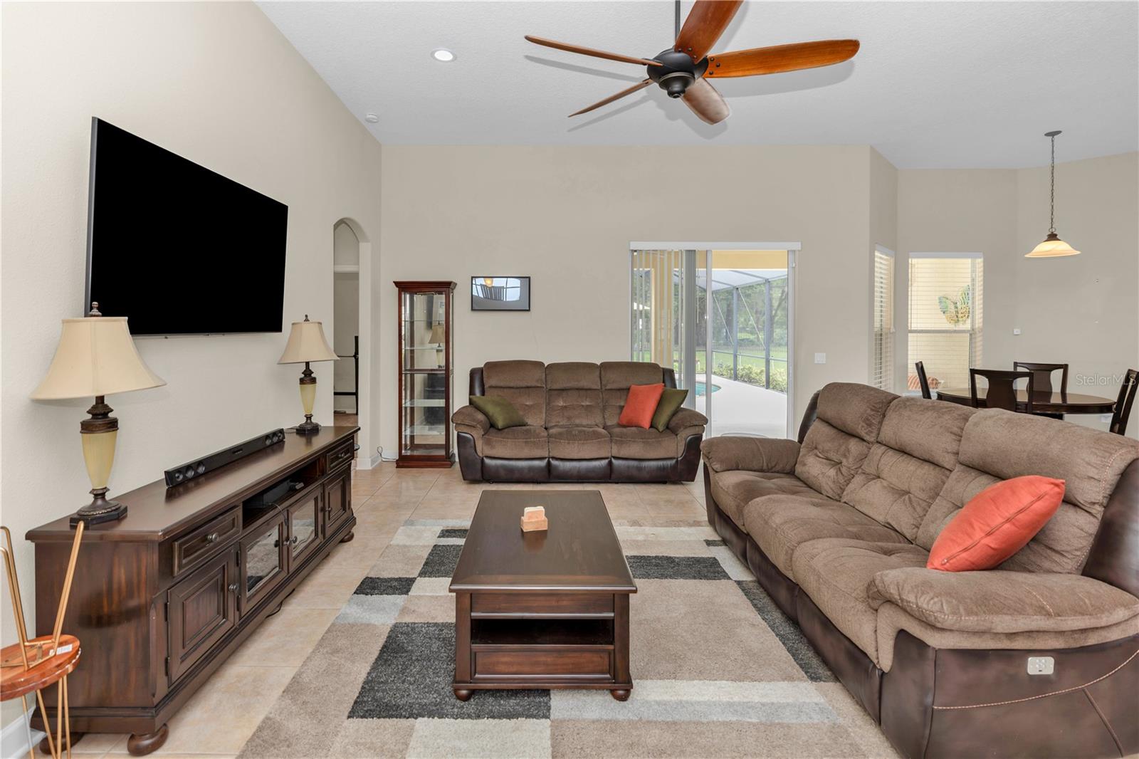 CRYSTAL COVE PH 02 - Residential