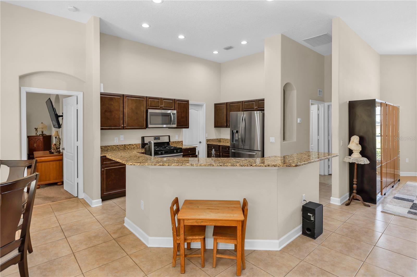 CRYSTAL COVE PH 02 - Residential