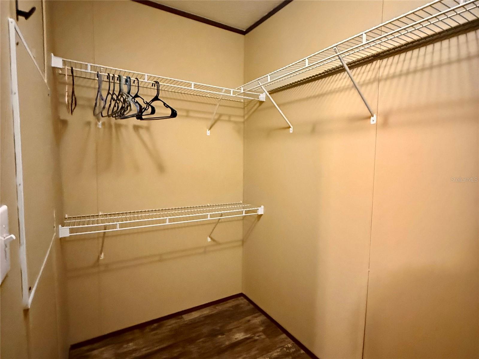 LAKE DIOR ESTATES TR 11 - Residential