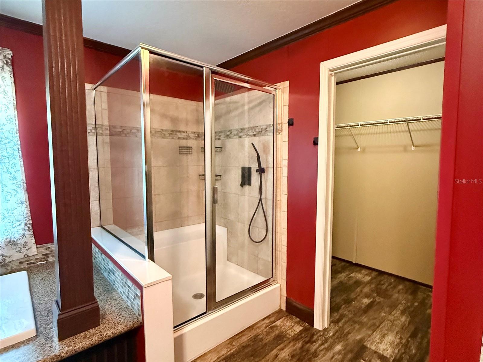 LAKE DIOR ESTATES TR 11 - Residential