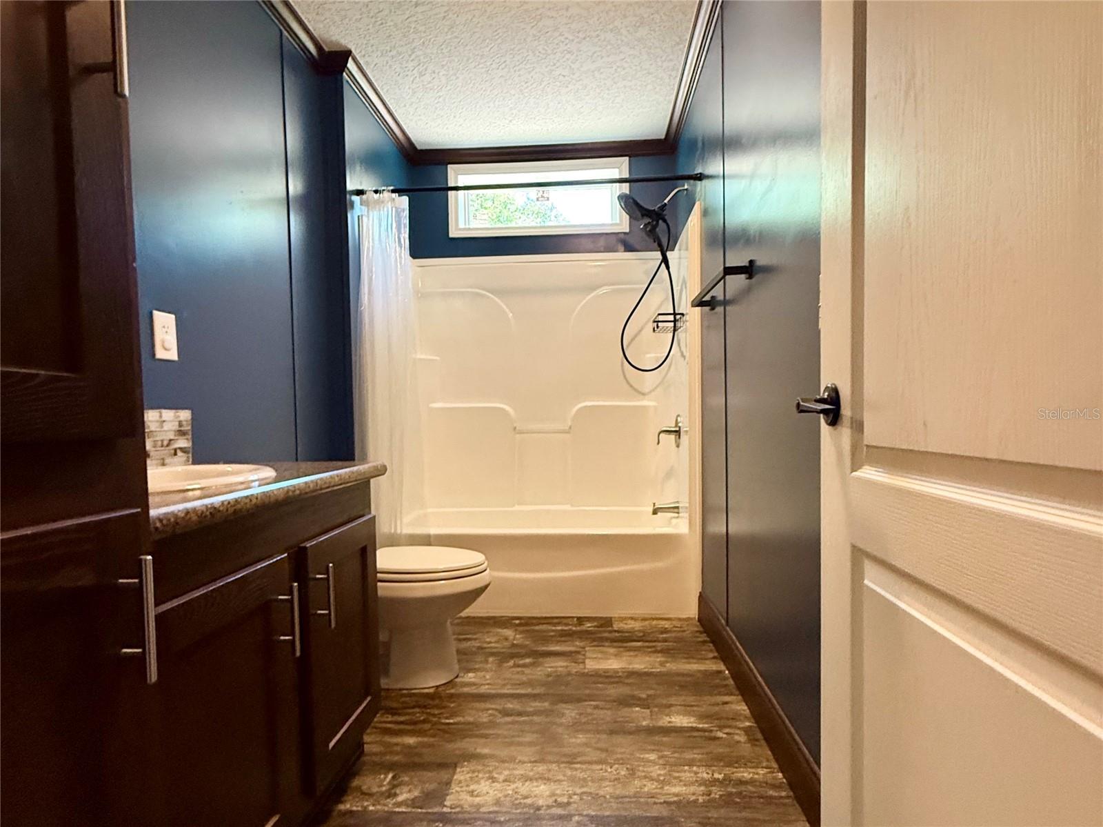 LAKE DIOR ESTATES TR 11 - Residential