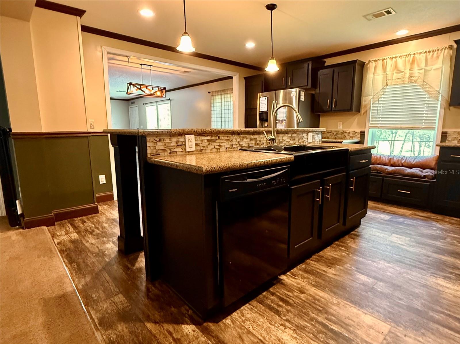 LAKE DIOR ESTATES TR 11 - Residential