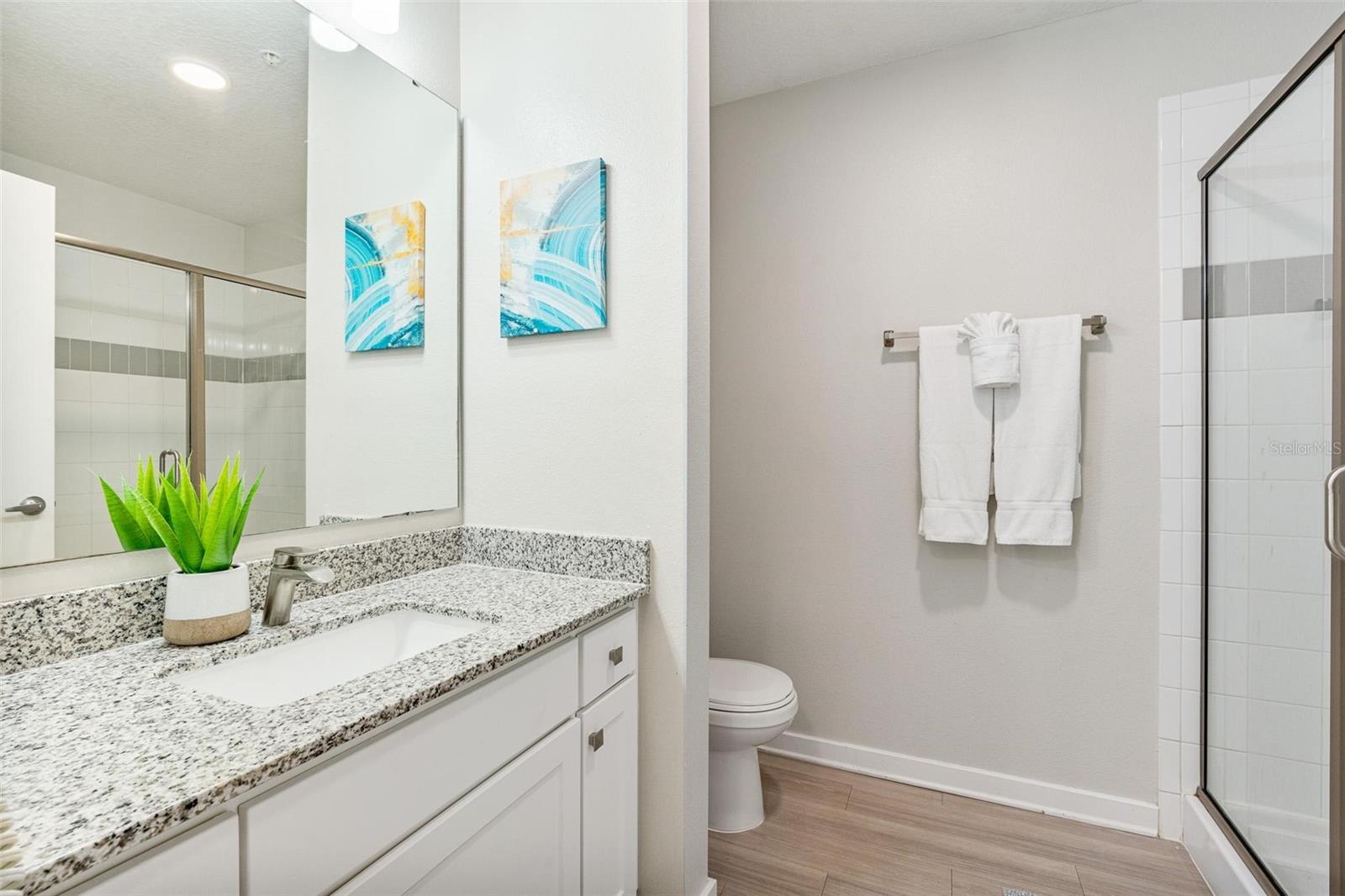 VISTA CAY RESORT - RESERVE - Residential