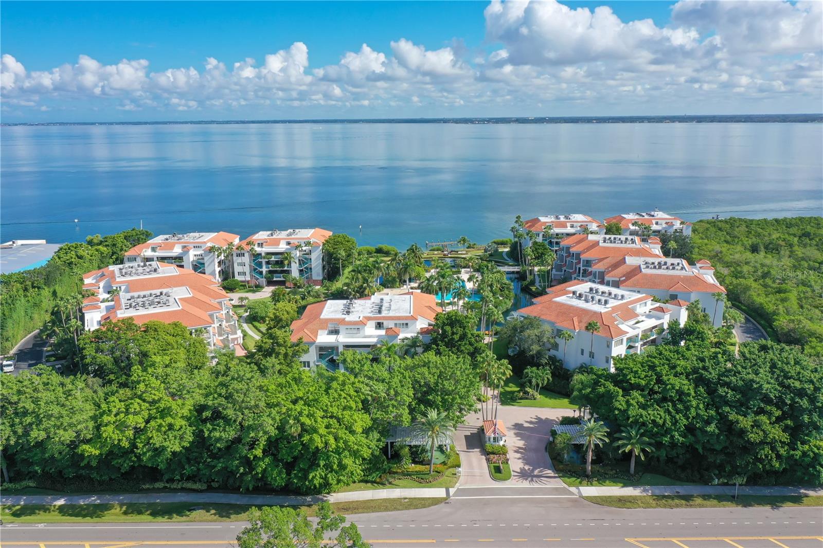 TANGERINE BAY CLUB - Residential