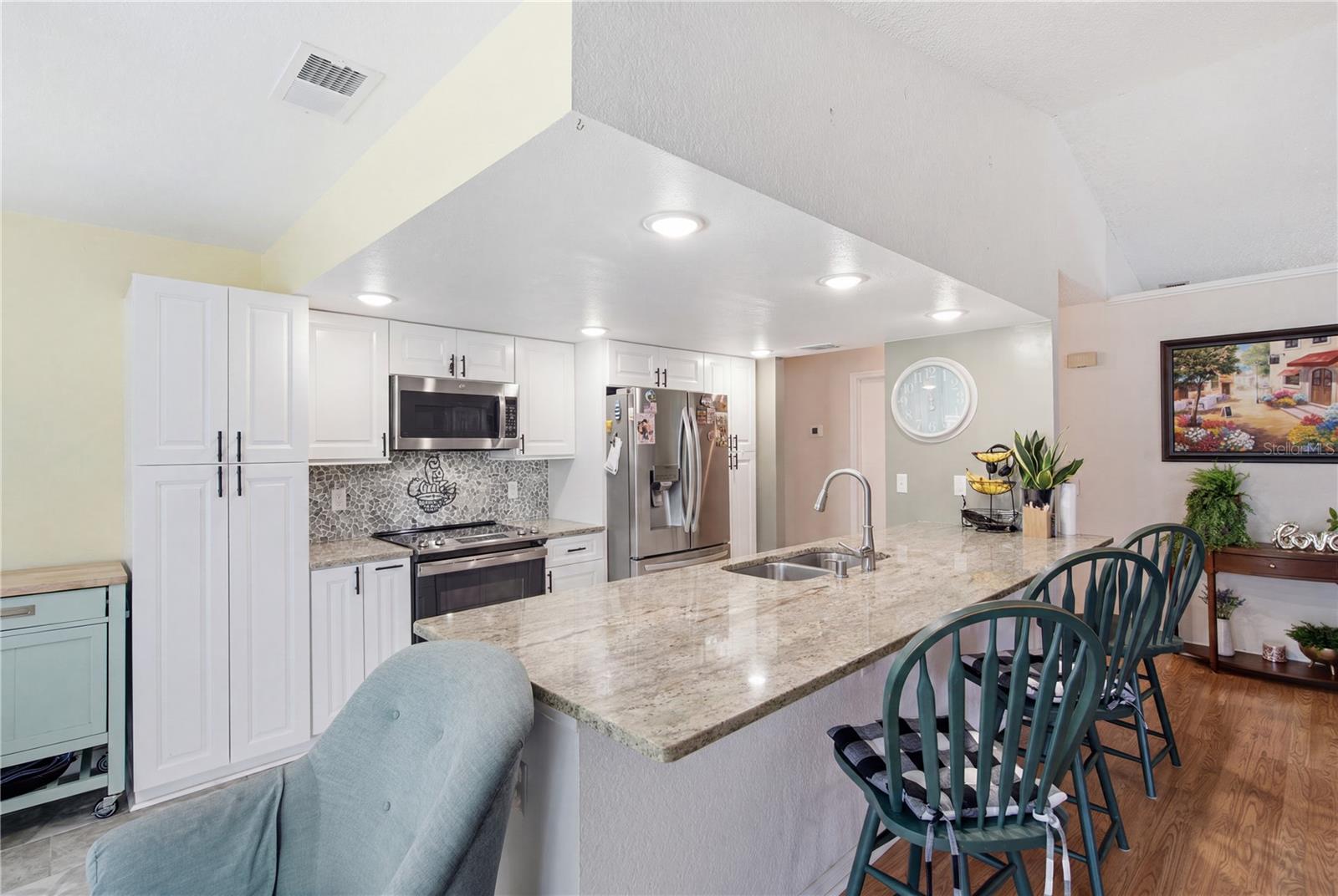 SPRING HILL - Residential