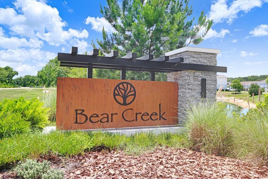 BEAR CRK TWNHMS - Residential