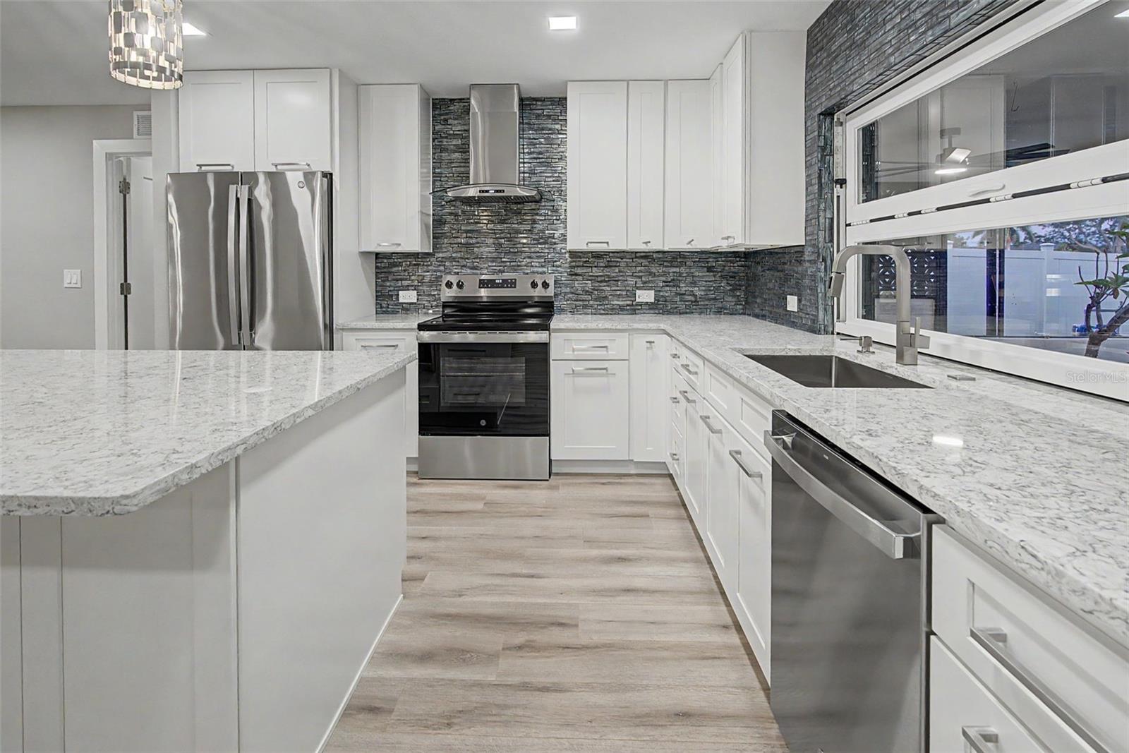 APOLLO BEACH UNIT TWO - Residential