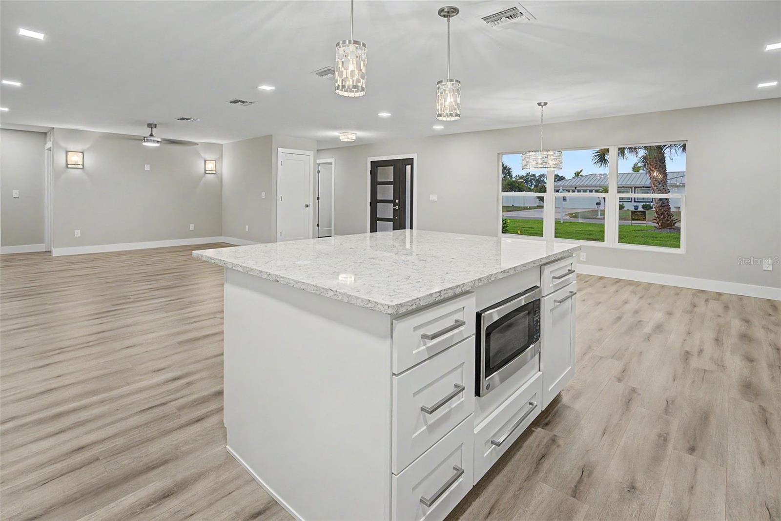 APOLLO BEACH UNIT TWO - Residential