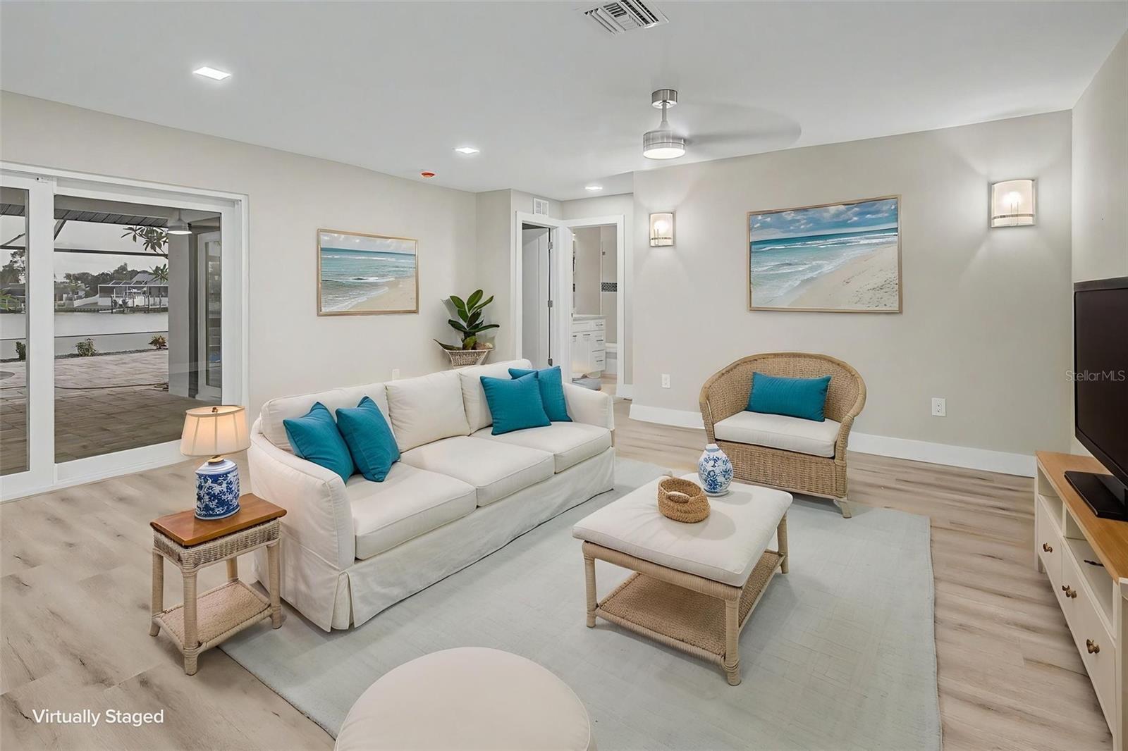 APOLLO BEACH UNIT TWO - Residential