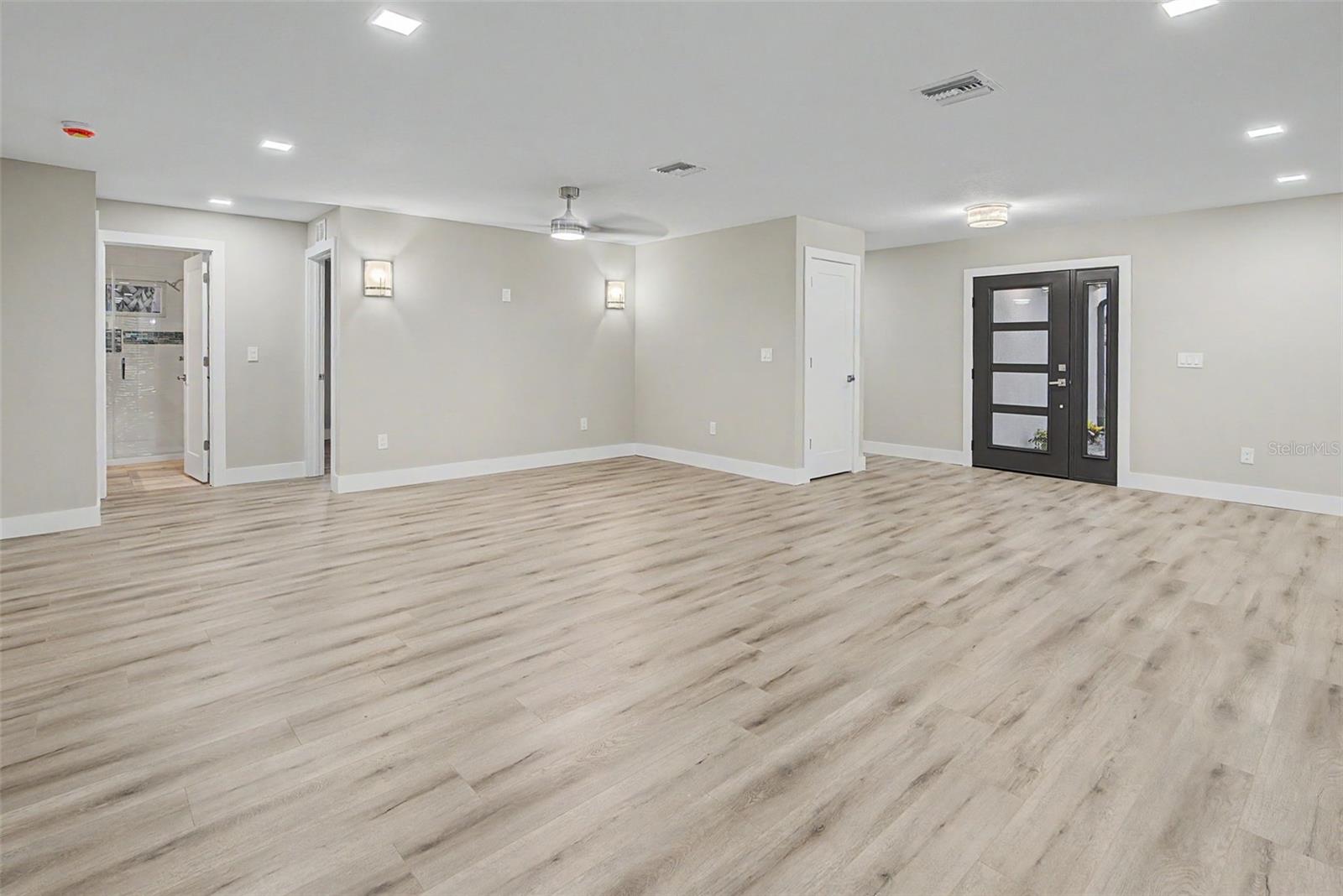 APOLLO BEACH UNIT TWO - Residential